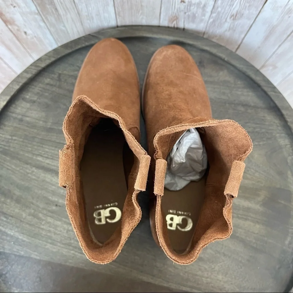 Gianni Bini Take-Five “Tegan Tan” Suede Ankle Boot Size 7.5 Women